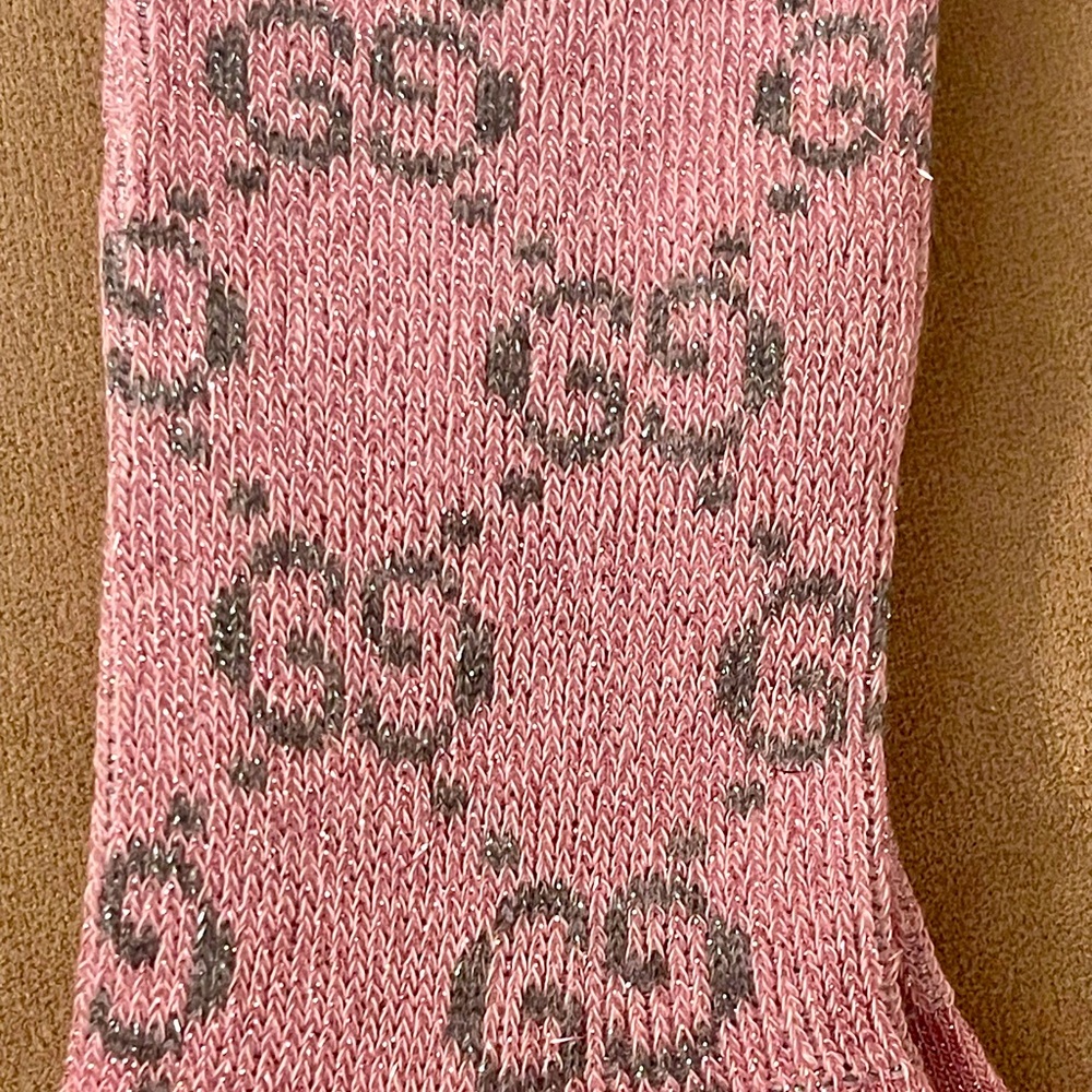 Gucci Baby Pink Socks - Picture 2 of 2